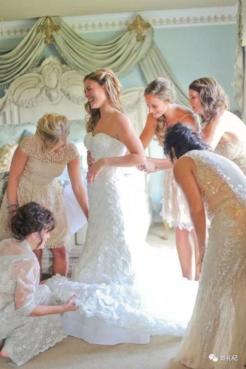 新娘和伴娘吃瓜视频,现场笑料连连